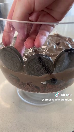 Delicious Double Choc Oreo Trifle Recipe for Christmas