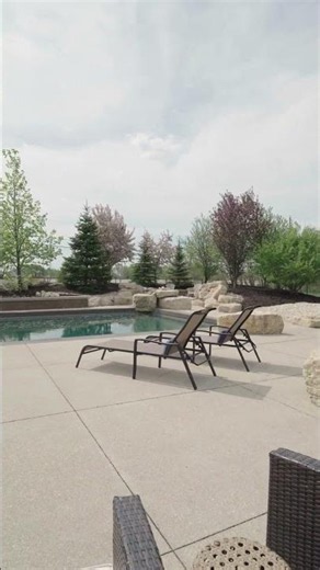 2 Prairie Lane | Winnipeg Real Estate Listing — Click Splash Wow
