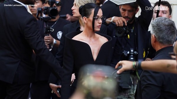 Katy Perry oozes elegance in little black dress for PFW show