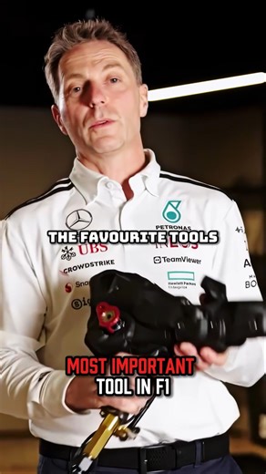 Mercedes F1Mechanic Explains How F1 Wheel Gun Works