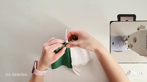 Triangle Pouch🌻✨ | DIY | Quick and Easy Sewing #diy #sewing #quicksewing #quicksewingtips #sewingtips #sewingtipsandtricks #Pouch #sunflower #seamstress #tailor #jia-sewing 💡Sewing Tools Links in Bio.💡 Material: Cotton Measurements: 24x12cm, 22x10cm, 5x12cm