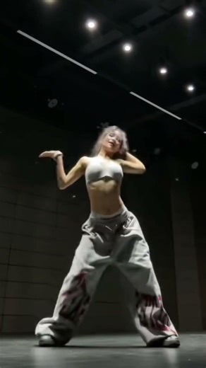 uddi uddi firdi aa song dance performance