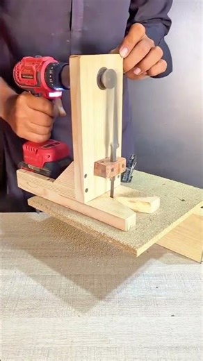 Using A Power Drill Driven Wood Mortising Machine To Create Precise Rectangular Holes
