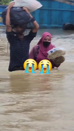 Surviving Floods: Urban Struggles with High Waters