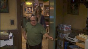 189K views · 5K reactions | Technologic - Daft Punk | The IASIP Gang Dancing to Different Songs | Facebook