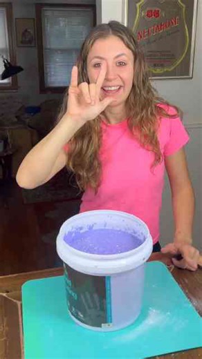 Making a Candle at Home Is Easier Than You Think