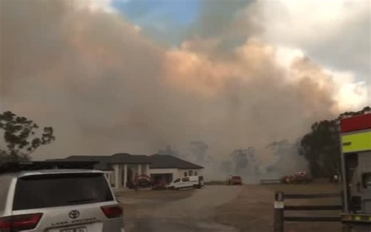 239 reactions | Australia Advice: Lackersteen Road fire, Somersby...