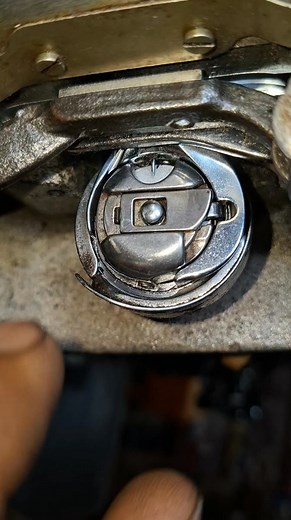 34K views · 488 reactions | Shuttle case can't be taken out,try this #machine #sewing #SewingCommunity #automobile #followersreelsfypシ゚viralシfypシ゚viralシalシ | Chiraghsons | Facebook