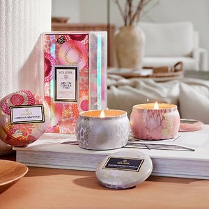 4.2K views · 314 reactions | Today’s Sample Drop! Create an ambiance that soothes your soul. Get your FREE Voluspa Candle today! ✨ #pinchmeapply | PINCHme | Facebook