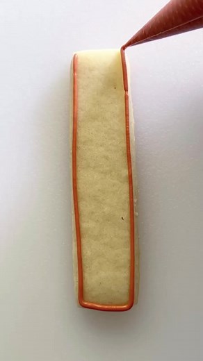 Decorated cookie scraps💐...#cookiedecorating #cookietutorial #dfwcookies #dallas #dallasgifts #flowercookies #royalicingcookies #cookiescraps #cookievideo #edibleart #cookies #decoratedsugarcookies | Oh Baby Bakery