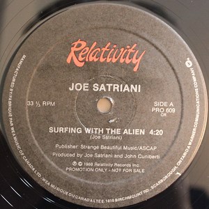 Joe Satriani - Surfing With The Alien