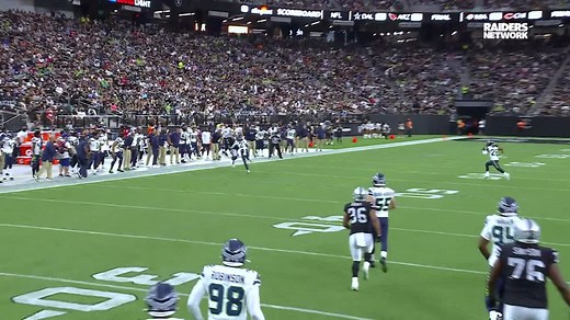 Peterman's perfect toss finds Zay Jones for 28-yard gain