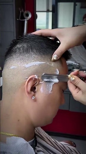 💈Head shaving & It’s easier and more comfortable to remove unwanted hair with a razor.