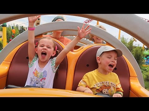 WE MET TOM HANKS AT DISNEY WORLD AND REMADE OUR MOST VIRAL VIDEO!