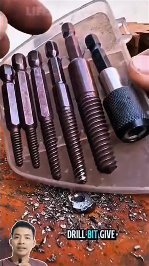 Clever Bolt Removal Crazy Hack🤯#shorts