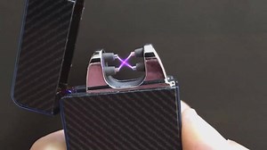 52K views · 356 reactions | C’est une révolution dans l’univers des briquets.  À l’épreuve du vent, rechargeable par USB, sans flamme et sans butane/liquide. Repérez-le et partagez l’info avec vos amis qui ont besoin de ce briquet ! | Plazmatic X | Facebook