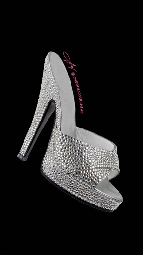 “When I’m feeling a little low, I put on my favorite high heels to stand a little taller!” — Dolly Parton Take a special look at some of Dolly’s most dazzling heels from throughout the years, including designs by Christian Louboutin, Grisha, Di Fabrizio, and Tony Chase. 🤍✨ #DollyParton #TheDollyArchive | The Dolly Archive