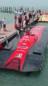 5M views · 59K reactions | Blew out the mic on this one! SV Outerlimits Offshore Race Boat pulls off the docks. LOUD! | Zip Zap Power | Facebook