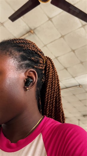 I’ve been really inconsistent these days but that’s because my exams are start Monday and right now I’m caught up with so much test and also reading 😩😩 Hope is your week going?? #esthersdairi #vlog #schoollife #minivlog #adayinmylife