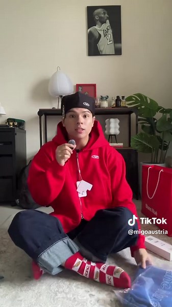 ang fail pala ng intro kala ko di ako kita 😭 but thank you always @Blanc Nue!!!