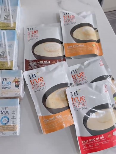 Khám Phá Cháo Tươi TH true FOOD Cho Bé