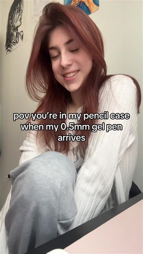 phoebe (@phoebe.monte)’s video of 0.5 mm pen