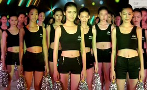 2025-03-10D🇩Model Show