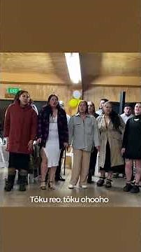 Tōku Reo - Waiata
