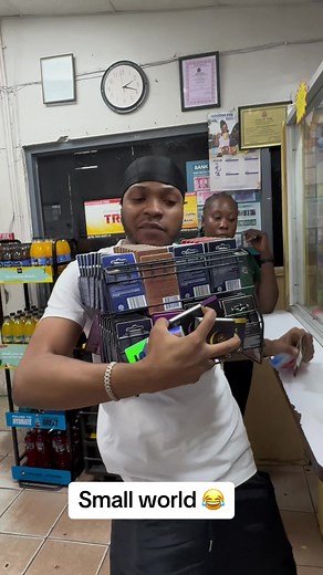 Small world 😂 #mood #denocrazy