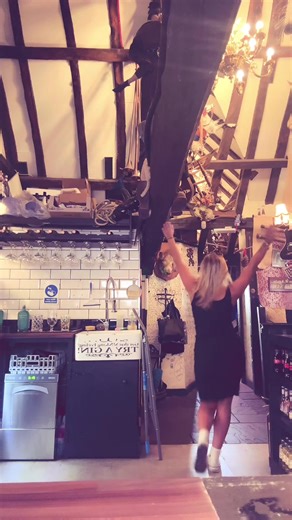 Barmaid Life: Behind the Scenes of Pub Supervising