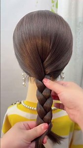How to Tie a Perfect Bun: Step-by-Step Guide