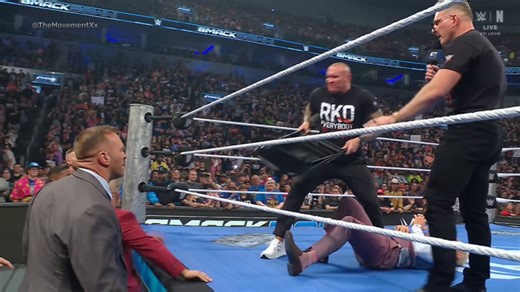 Pat McAfee: "Cody Rhodes, I'm the one talking to Randy Orton telling him he has to kill everything, because the business you're running is terrible, it's disgusting. He's going to save the fucking business"🤯🤯🤯#SmackDown