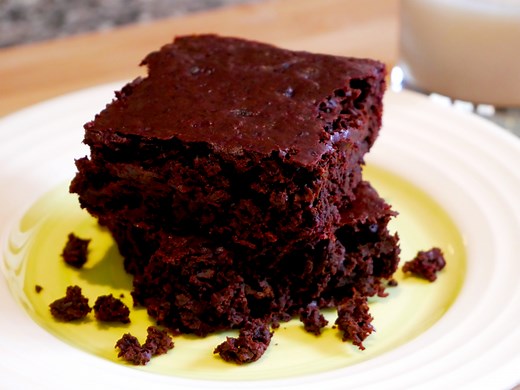 Easy Beet Brownies: Moist, Rich and Chocolatey - LottaVeg