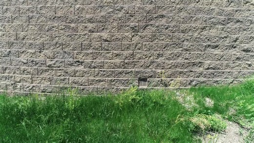 Check out this stunning project featuring our VERSA-LOK Nexus® retaining wall system! When it comes to retaining a lot of ground while keeping both budget and style in check, Nexus delivers. Its… | VERSA-LOK Retaining Wall Systems