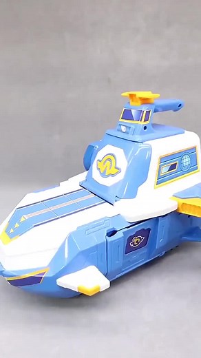 #toy #aircraftcarrier #foryou Multifunctional aircraft carrier with a surprise at the end