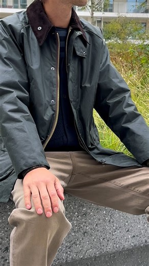 Not just a jacket — a classic that only gets better with time.  Say hello to the @barbour Bedale wax jacket, featuring that iconic corduroy collar we can’t get enough of. Effortless, enduring, and oh-so-cool. 痢 | Brooklyn | Facebook