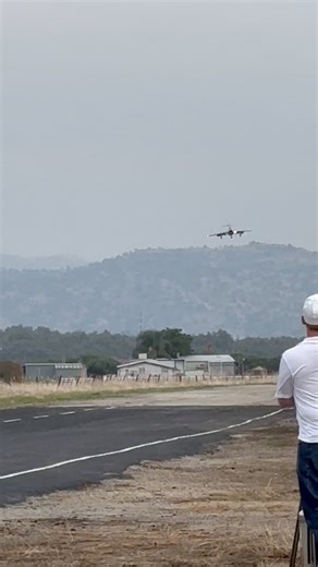 Gear Pass and Landing, CARF-Models MiG-17 at California Jets 2025! #rc #rcsquadron #rcjet #jets #aviation #aviationlovers #avaitiongeek #f4 #f4phantom #mig17 #mig #vietnamwar #aviationhistory #turbinejets #turbine #airshow #airshow2025 #jetrally #usaf #usnavy #usmc #usairforce #californiajets | RC Squadron
