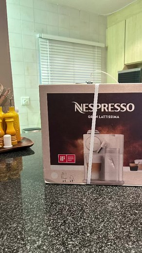 Unboxing the Nespresso Gran Lattissima Coffee Machine