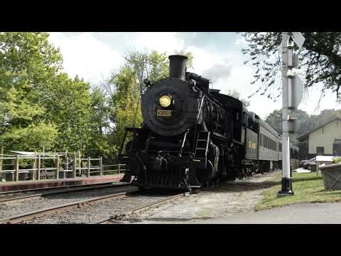 Early Autumn on the Valley Railroad