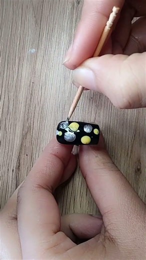 Easy nailart tutorial at home for beginners #youtubeshorts #simplenails #nailartdesigns #nails