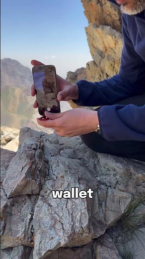 Keychain size Wireless Bluetooth Shutter Remote