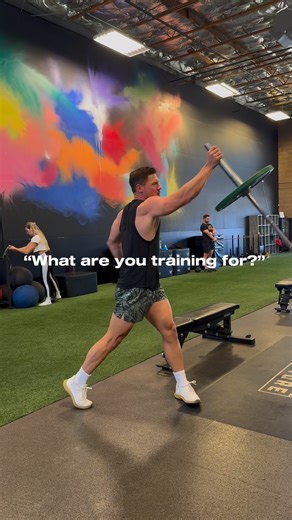 Steve Cook on Instagram: "Have you ever really stopped and asked yourself why you are training? For 2025 l want to challenge you to be your best self inside and outside of the gym. To improve performance for your everyday life! Join our @fitnessculturetraining New Year’s challenge- pick one of our programs, I will be doing our new Everyday Athlete program. You will get workouts, macros, recipe book, goalsetting planner, and access to our community group. You will also be entered to win $20,000 w