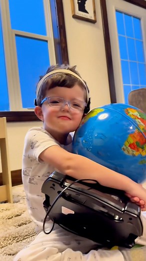 "A medium globe!" 🌎 One of the best part of our jobs is when folks show how much their kids love one of our toys, and this adorable video shared by Beth Leipholtz was one of our favorites! Little Cooper just loves his Magic Adventures Globe. Thank you so much Beth - we're so happy we could help you make Cooper's Christmas, and hope he has fun exploring the world with his globe! 💚💚💚 🌎🌍🌏 🎁🎄✨ #LeapFrog #MagicAdventuresGlobe | LeapFrog USA