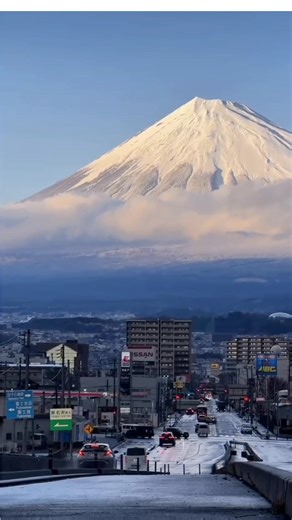 Majestic view of Mt. Fuji in Japan.🇯🇵🇯🇵🇯🇵 #fblifestyle #japan | Learn Japanese Tutorial Center -LJTC