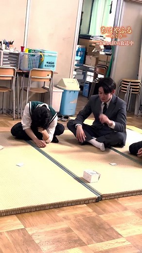 ちはやふるーめぐりー【ドラマ公式】 on Instagram: "🌸#ちはやふる －めぐり－🌸 梅園高校インタビュー🎤Part④ Q.1番のムードメーカーは？？？ #ちはやふるオフショット"