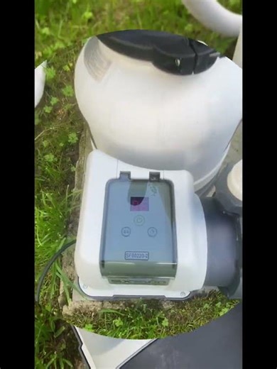 Sand filter for the pool