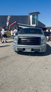 Slammed Ford F-150 Cruising Through Lonestar Throwdown #sickslammedtrucks #bagged #baggedtrucks | SICK Slammed Trucks