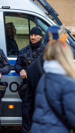 Strong police officer | Police Photography