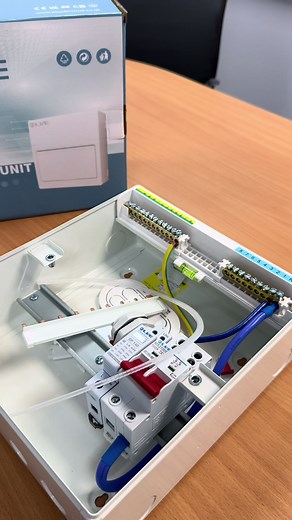 What’s inside a Live Electrical consumer unit? Rear entry gland, tail gland, blanks, busbar covers, grommet strip, all included. consumerunit #electricianuk #sparkytok #electricalinstallation #liveelectrical #uktrades #electricalgear #tooltok #anotherdayinparadise