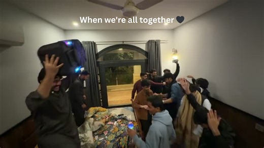 USAMA SUDAIS THAHEEM on Instagram: "When we're all together 🖤 #trending #trendingreels #friends #crazy #night"